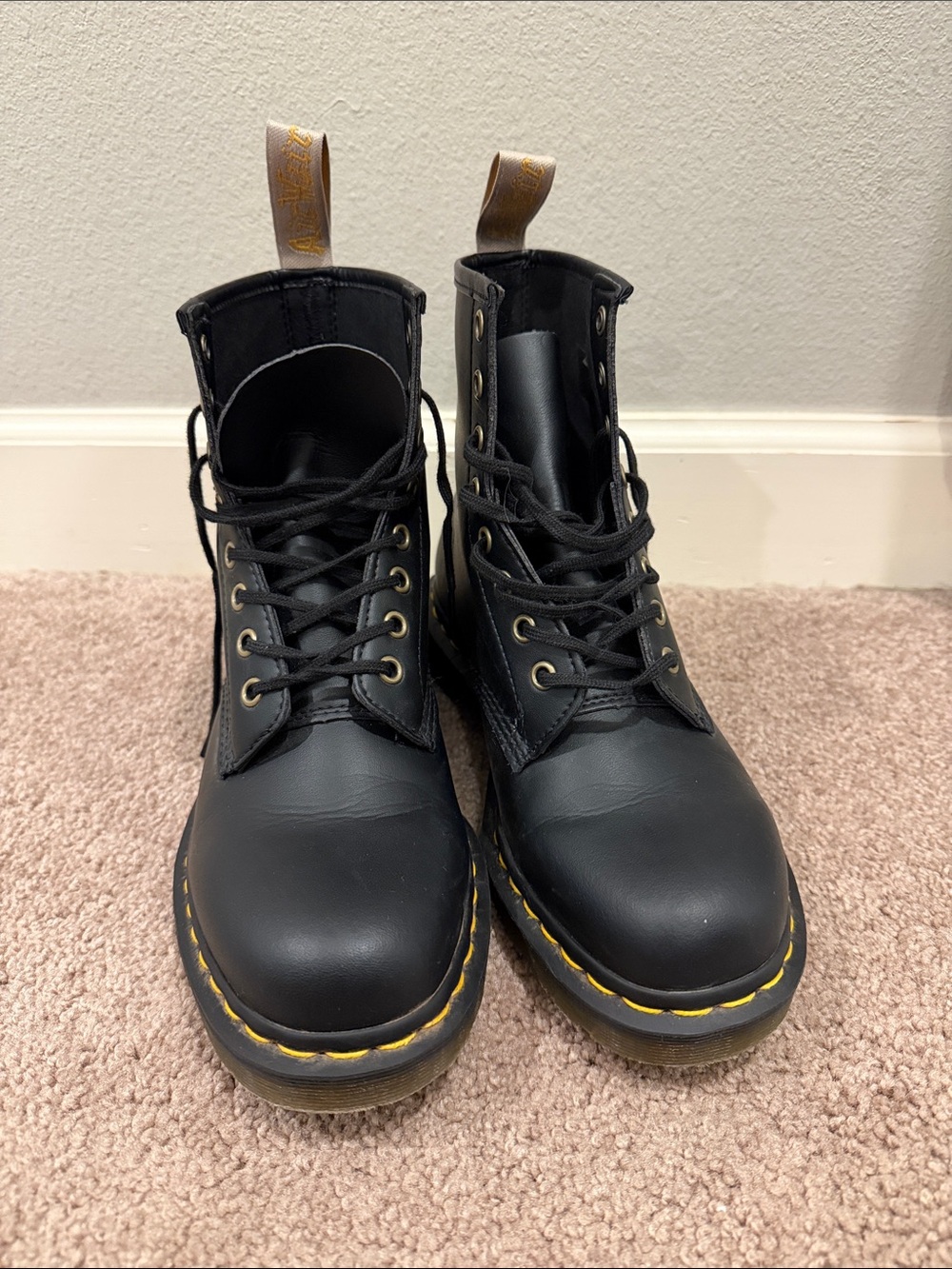 Dr. Martens Doc Martens